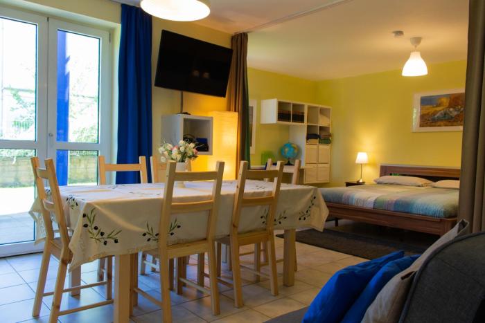 Wonderful Renovated Apartment With Great Location