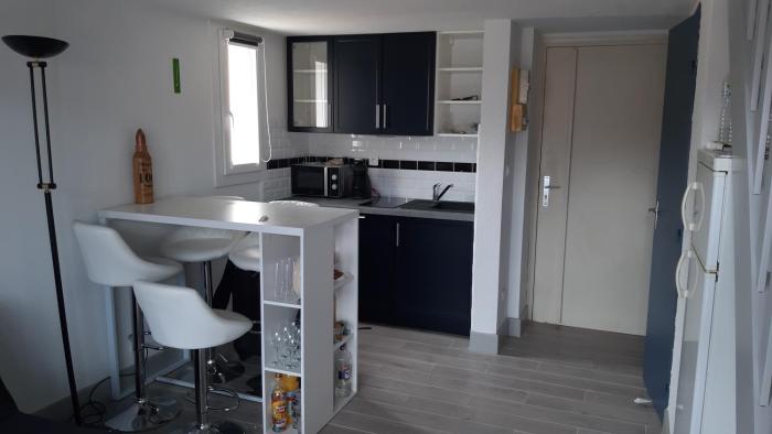 Appartement T2 "Les Estivales" proche village naturiste