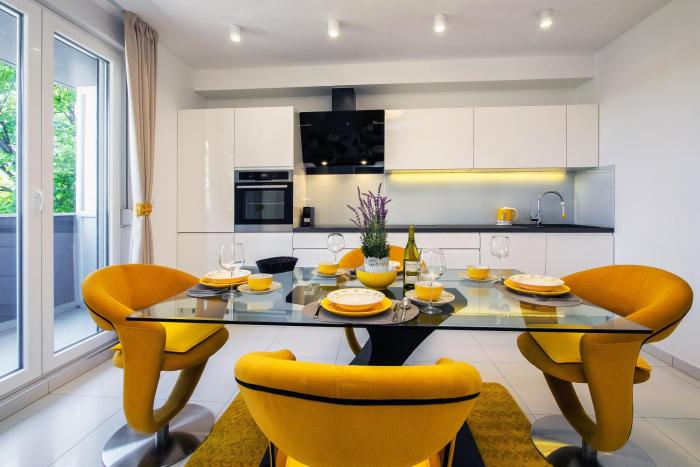 CITY AND BEACH LUXURY 4 STARS APARTMENT SPLIT