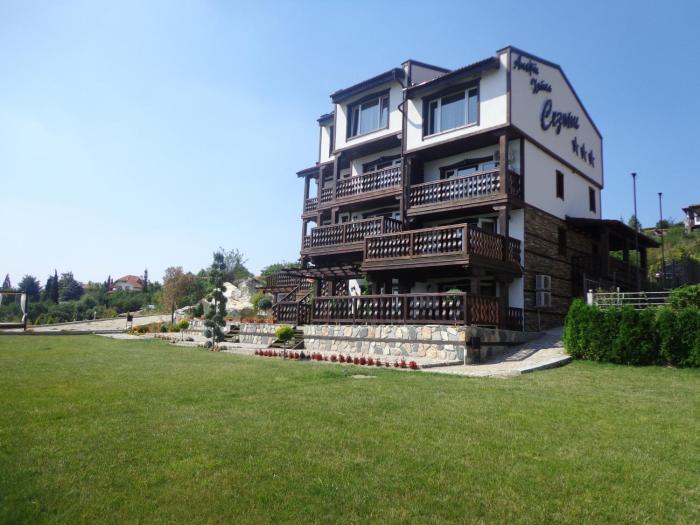 Aparthotel Seasons Glavatarski Han