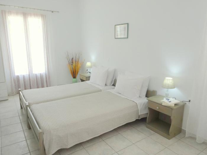 Kamakaris Rooms