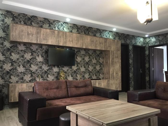 Elenes Guest House