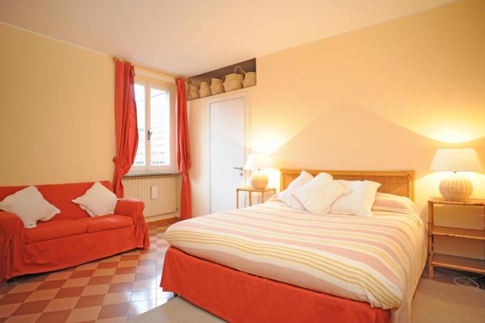 Ivy House in the Heart of Milan