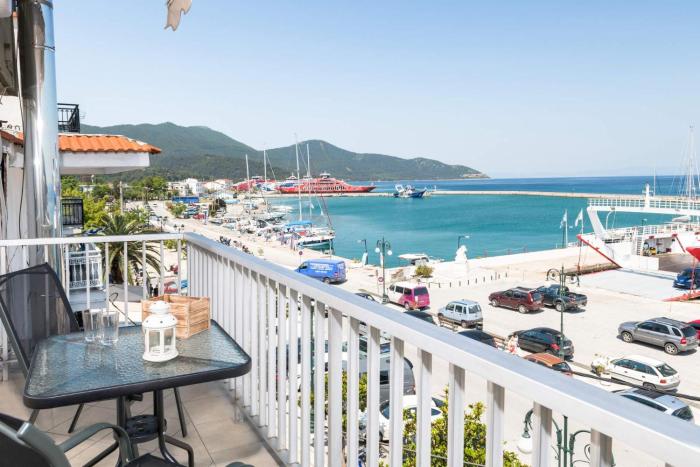 Promenade Sea View Apartment