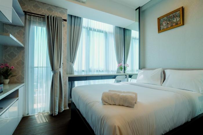 Best Price Studio Apartment at Capitol Park Residence By Travelio