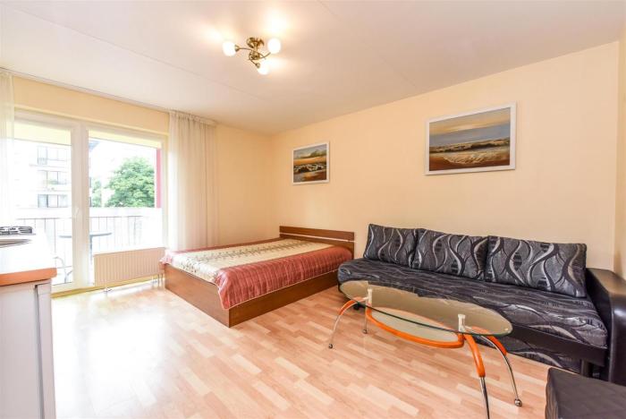 Šviesus dviejų kambarių butas su balkonu Žvejų g.