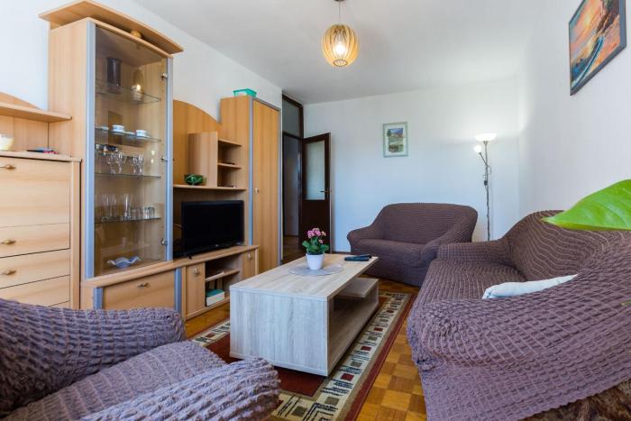 Nina Apartment
