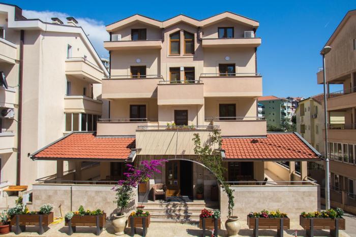 Bel Mare Apartments