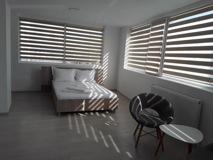 Camere de inchiriat Central La Calciu