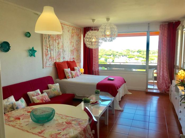 Romantic Studio By Ethnic Ocean