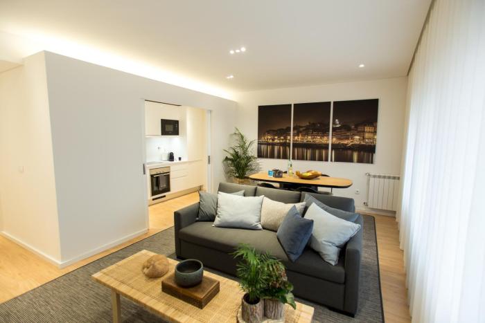 Ninon- Premium Trindade by Porto City Hosts