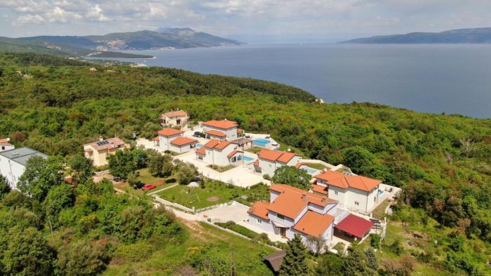 YourCroatiaHoliday - Villa with 6 rooms