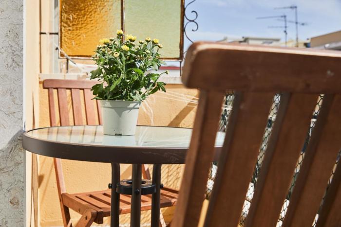 2 Bedroom Apartment Sol de Linda-a-Velha