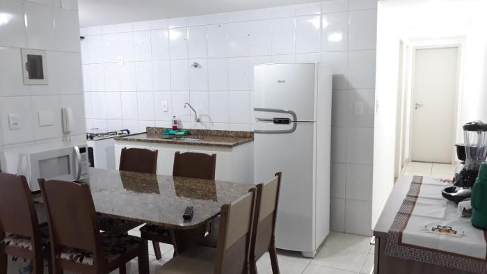 Marcellas Holiday House - 100 mts Praia do Morro