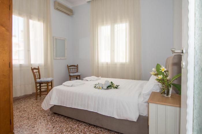 The Romantic Beach House