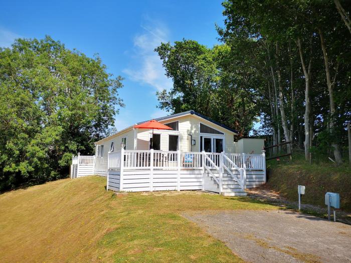 Trevellian - Spacious Scenic Lodge - Tranquil Retreat