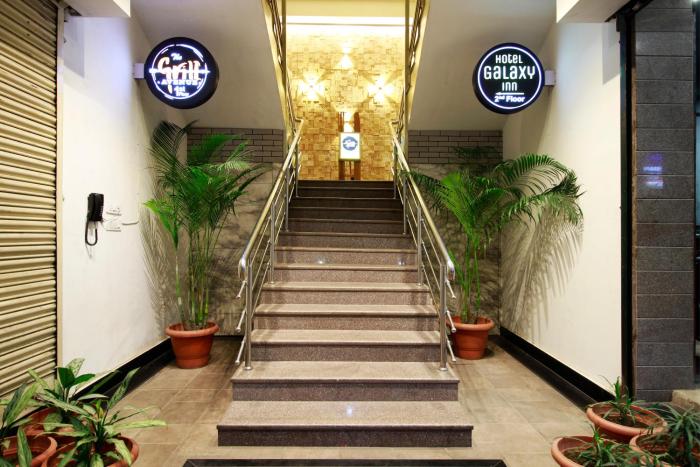 Hotel Galaxy Inn !! 5 Min From Nemcare Hospital !!
