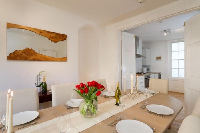 Central Brighton Town House by MyHolidayLet