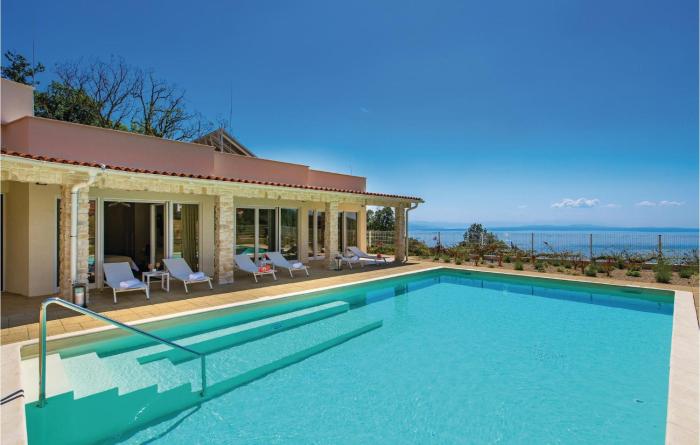 Four-Bedroom Holiday Home In Veprinac