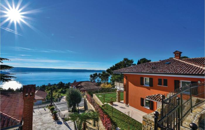 Beautiful Apartment In Portoroz