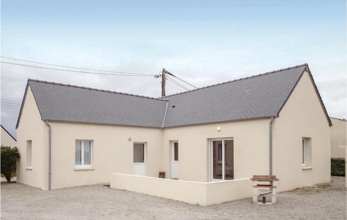 Gorgeous Home In St Marcouf De Lisle