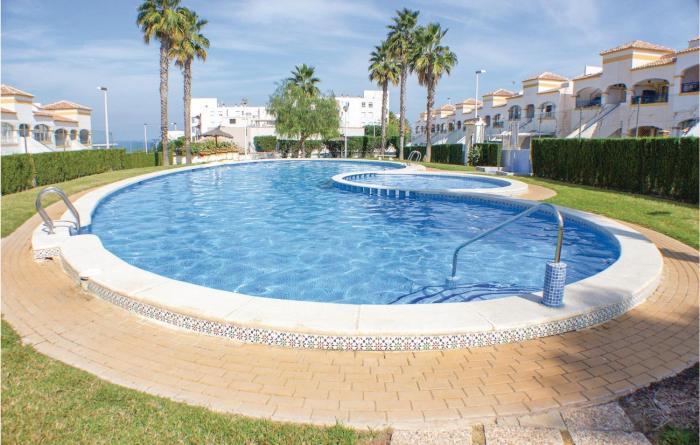 Awesome Apartment In Gran Alacant