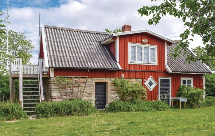Lovely Home In Löttorp With Wifi