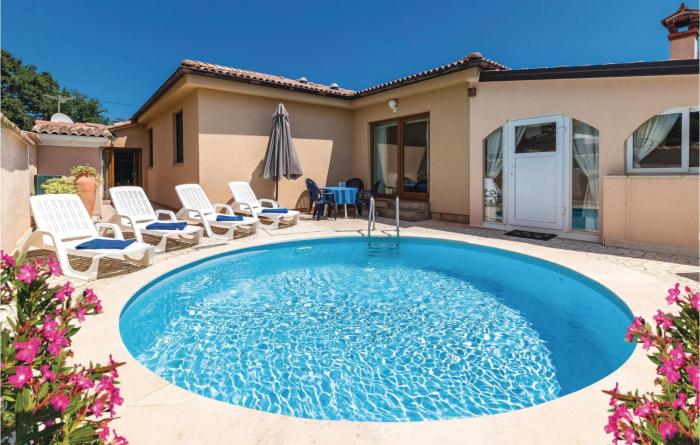 Nice Home In Marcana With 2 Bedrooms, Wifi And Outdoor Swimming Pool