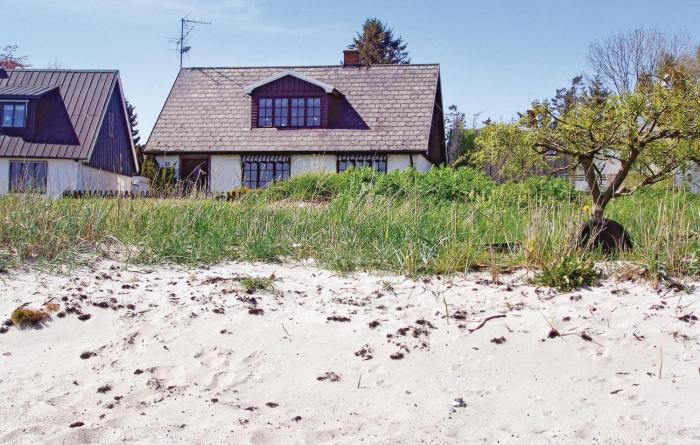 3 Bedroom Lovely Home In Abbekås