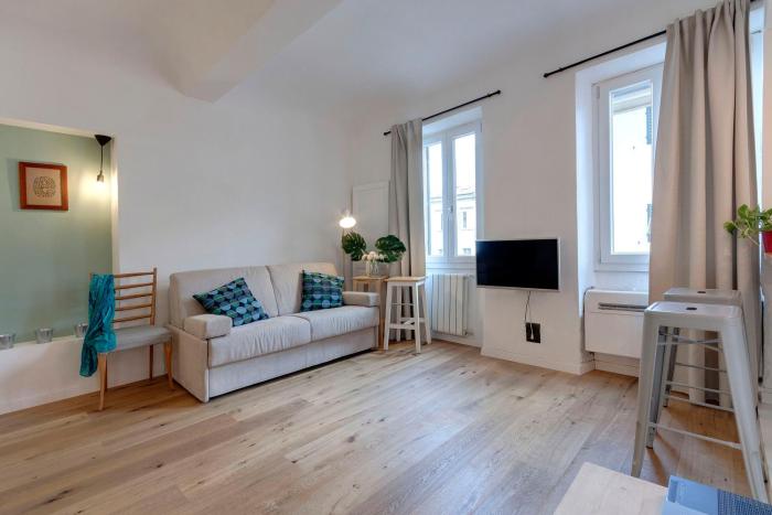 Scala Apartment by Mamo Florence