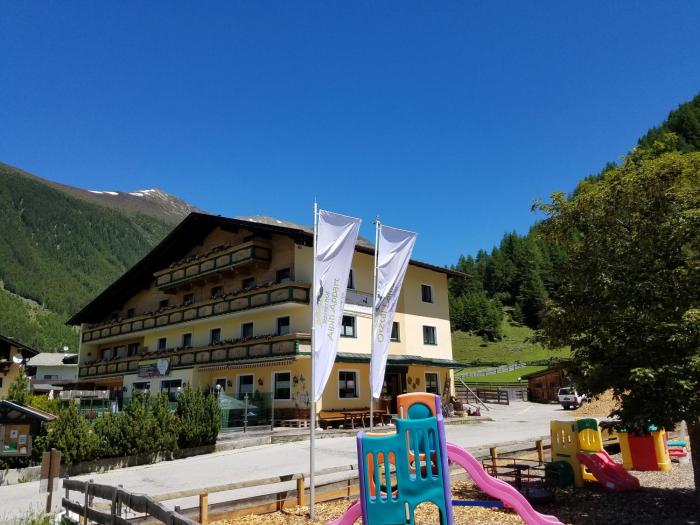 Alpin Appart Reiter- & Alpakahof in Niederthai