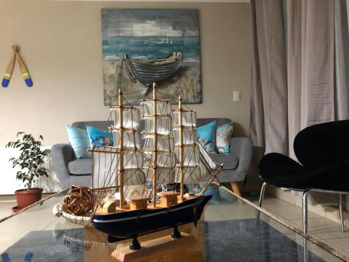 Vista Laguna Apartment