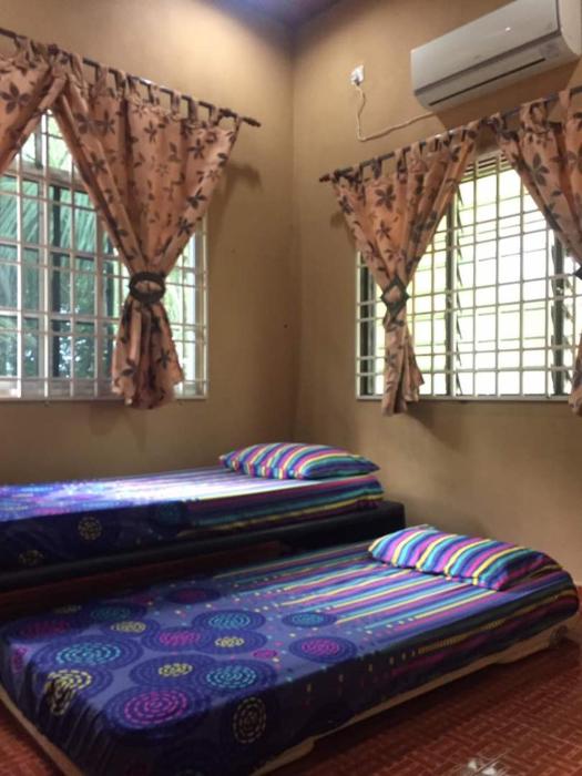 Homestay Cikgu Sungai Batu Besi