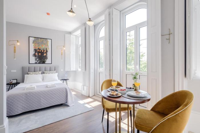 Plaza-Charming GuestHouse