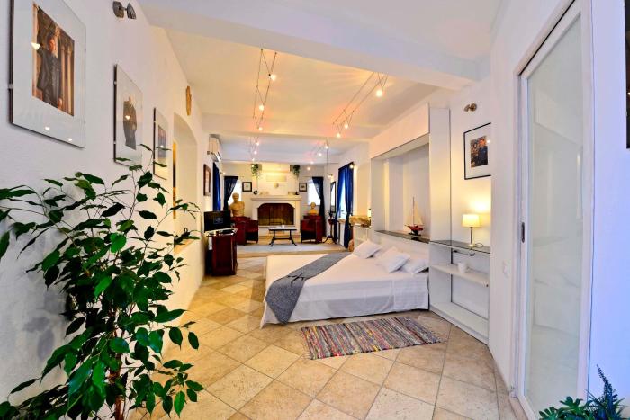 Romantic Rooms Gena