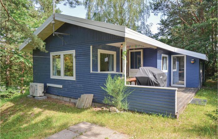 2 Bedroom Nice Home In Ebeltoft