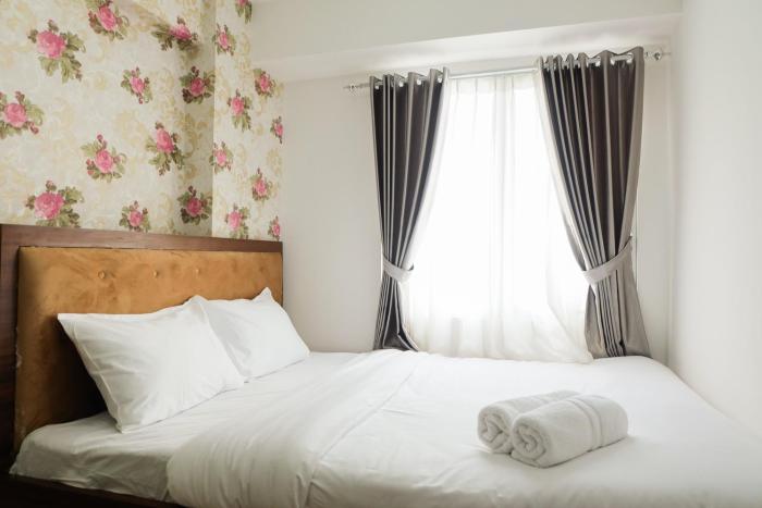 City View 2BR Apartment Bassura City near Shopping Mall By Travelio