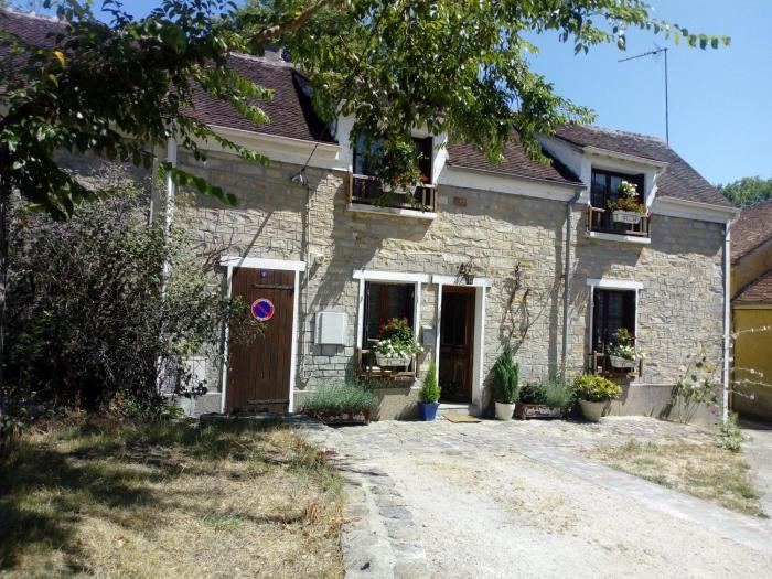 Charmante Maison à Recloses