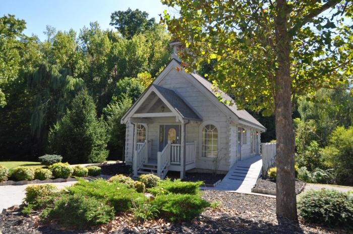 A Great Escape -Spacious Smoky Mountain Getaway Perfect for Families & Groups