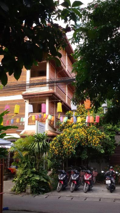 Your House 3 Guest House