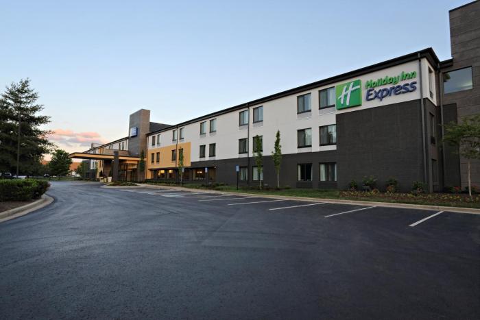 Holiday Inn Express Brentwood-South Cool Springs by IHG