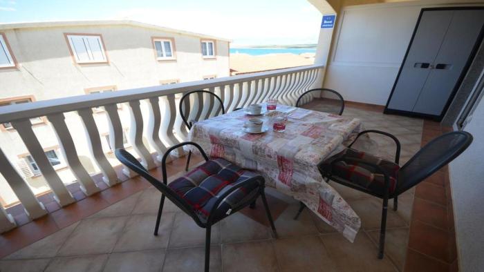 Apartment Lanterna 100 meters from the sea - by TA Leut Agency