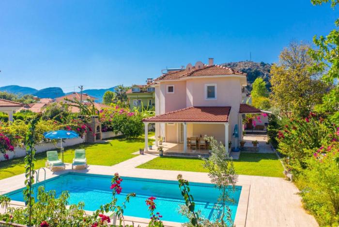 Villa Atlantis
