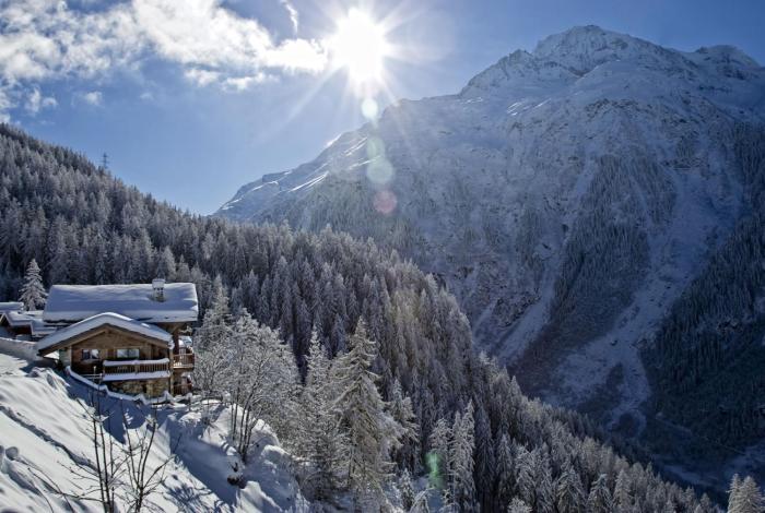 Chalet Rocher - Luxury Ski Chalet, Sainte Foy