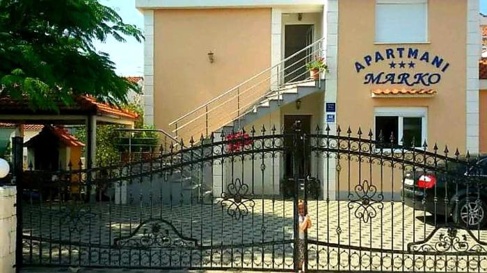 Apartments MARKO-Sevid-20m from the beach