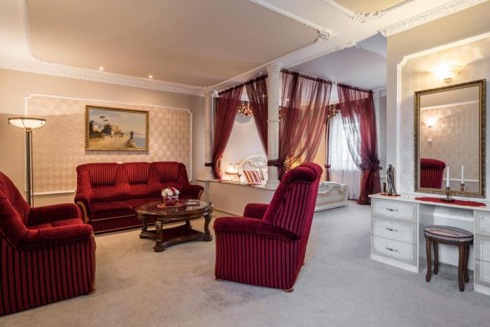 Hotel Bíbic és Tüskevár Étterem és Horgásztó