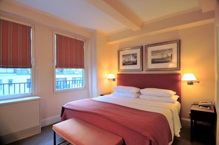 Lombardy Hotel