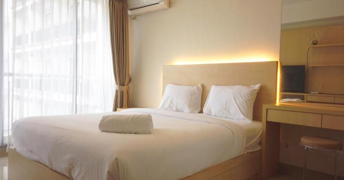 Strategic Studio Apartment at Beverly Dago with Mountain View By Travelio