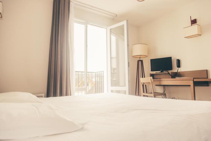 Terres de France - AppartHotel Quimper Bretagne