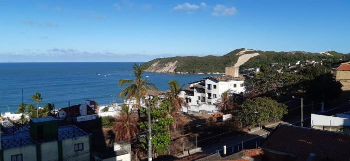 LINDO APARTAMENTO COM VISTA - PRAIA DE PONTANEGRA